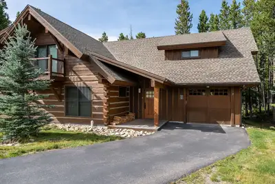 Image de Powder Ridge Cabin Oglala 15