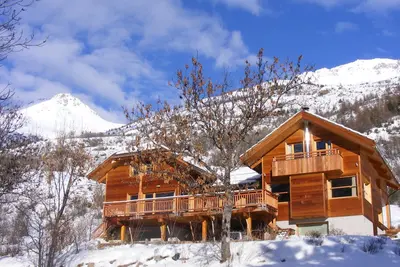 Image de Chalet Serre Chevalier - 21 couchages - 400m2