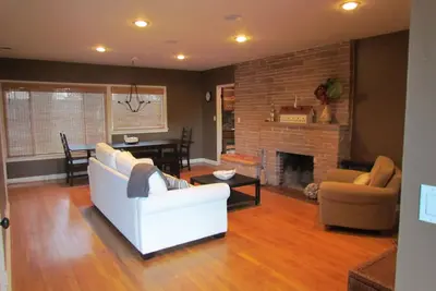 Image de Fairmont Ave 3Br / 2Ba, grand quartier familial