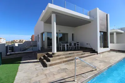 Image de Superbe Maison Hyper Moderne Recente 3 Ch Avec Piscine De 8 M A 4mn De La Mer