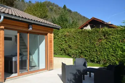 Image de Location uriage avec jacuzzi et terrasses
