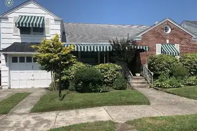 Image de Maison unifamiliale avec porche couvert