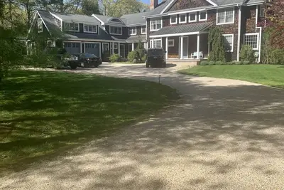 Image de Magnifique East Hampton Maison près de la plage!