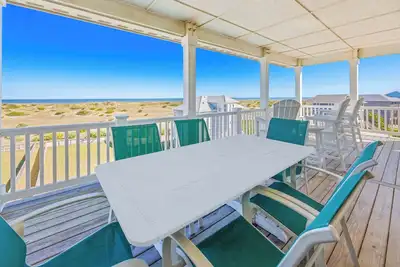 Image de Ultra-Luxurious Oceanfront-Elevator, Pool, HotTub, Théâtre + Rms, DogFriendly