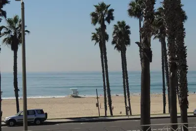 Image de Beachfront Condo Avec Vue Mer Et Pier View - Huntington Beach Ca-Surf City Us