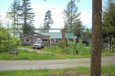 Image de Situé sur un grand lac pour la pêche au bar.