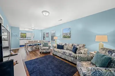 Image de Summer Times #4 - 2 Bedroom Located Close To The Beach