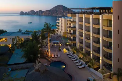 Image de Suite exécutive de luxe de deux chambres au bord de la plage Cabo Villa's Beach Resort