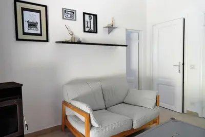 Casa Simonetta - sur une colline à 15 minutes de la mer, appartement indépendant.