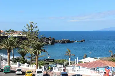 Image de Appartement directement sur la plage de Playa de La Arena, avec balcon et vue sur la mer