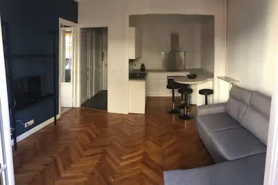Image de Appartement de charme dans Palais Niçois de 36 M2