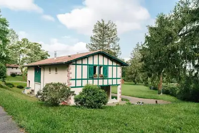 Image de Voir Promotion 2024! Domaine du Lac d Harrieta : Vous vacances au Pays basque.