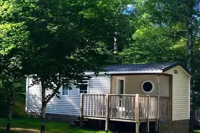 Image de Mobil-home Standard 27 m² (2 chambres) + Tv avec une terrasse intégrée semi-couverte 7m² 4 personnes