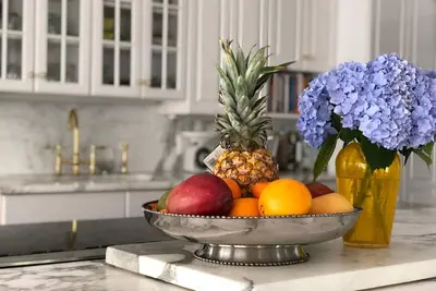 Image de Fabuleux maison privée sur la rue souhaitable à Westport.