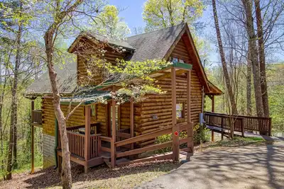 Image de Isolée avec Mountain View, en forme de coeur Jacuzzi