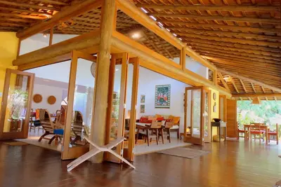 Image de Maison sabia - bijoux ethniques et magnifique jardin