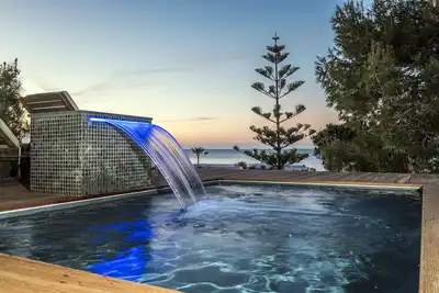 Image de TerezakisVilla est une villa individuelle avec terrasse, située à Kato Daratso.