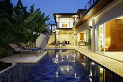Image de Topaz: 5 chambres, piscine, près de la plage 12 pax