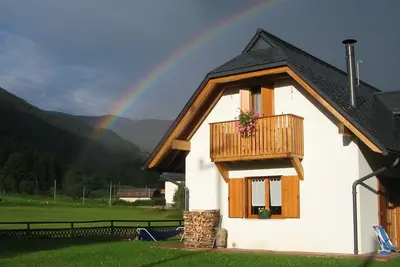 Maison avec vue sur la montagne, calme et très bien situé
