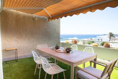 Appartement avec Vue sur Mer 2b