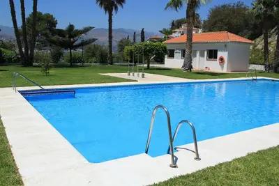 Image de Belle maison avec piscine et parking communautaire