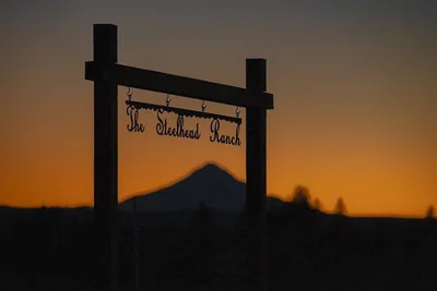 Image de Columbia Gorge Double Mountain View