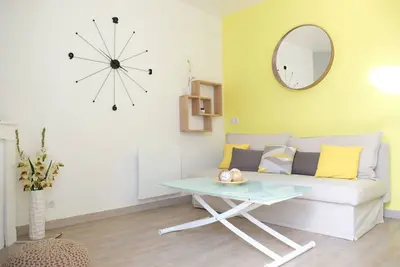 Image de Bel appartement calme et lumineux proche du centre de Reims et de la gare Tgv