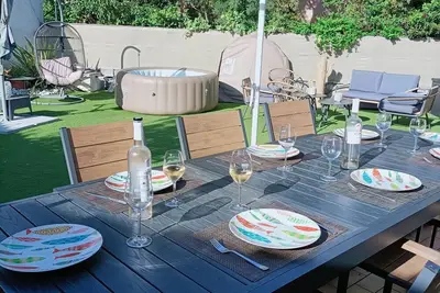 Image de offre vacances de printemps maison 4 ch-2 sdb. jardin- plage à proximité.