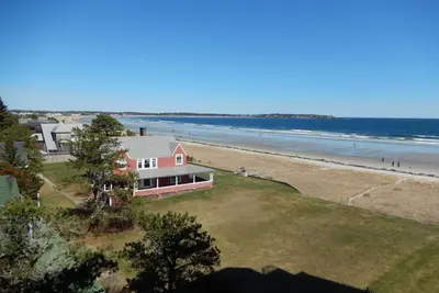 Image de Superbes vues sur l'océan de Pine Point dans ce condo de 2 chambres à coucher sur la plage