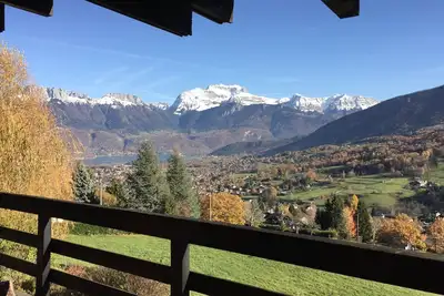 Image de Chalet 90m² surplombant le lac d'annecy