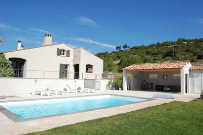 Image de Villa en campagne avec piscine proche d’Aix en Provence