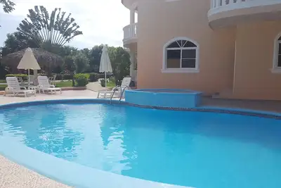 Image de 6bd Party Villa Near Sosua, Guest-friendly, Piscine / jacuzzi / tv / wi-fi / Billard