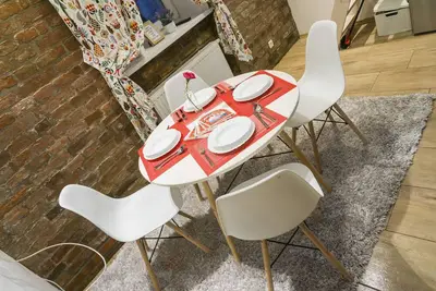 Image de Appartement accueillant pour familles et groupes dans le centre-ville