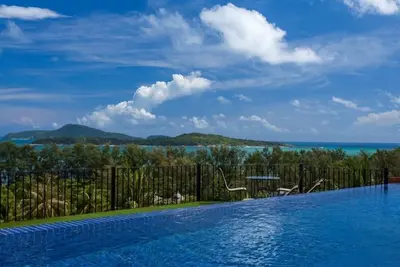 Image de Turquoise: 9 B \/ Rm, piscine, Seaview 25 Pax