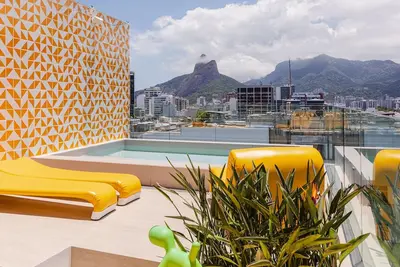 Image de Rio022 - Superbe penthouse design avec piscine à Ipanema