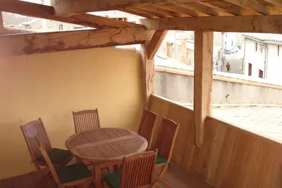 Image de Carcassonne Cite Maison de ville avec terrasse \/ Loggia avec cadre en chêne