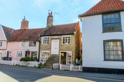 Image de The Old Custom House - Un beau chalet romantique près de la plage d'Aldeburgh
