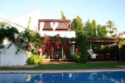 Image de Fuente de Gallo - lumineuse maison jumelée avec vue sur la mer, piscine et jardin, très près de la plage