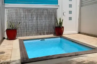 Gite corossol Martinique piscine privée, résidence naturiste