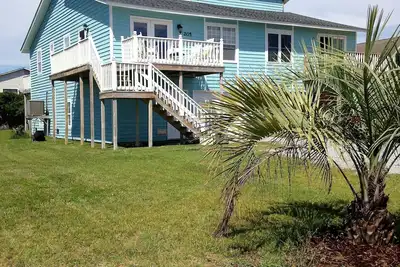 Image de Shellraiser 1 Duplex de style cottage au calme 3br / 2ba 6-8 personnes