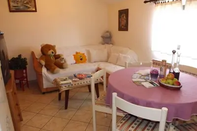 Image de Appartement dans Umag avec terrasse, Wifi, Machine à laver (853-3)