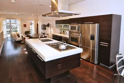 Image de Luxe 2br / 2. Condo 5ba Ă Wesley Heights par Uptown Charlotte