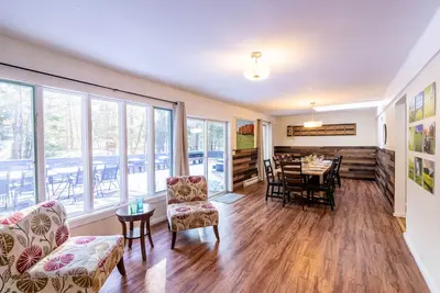 Image de Poconos Ski \/ Golf Home Commen Amenities + Piscine Et Tennis