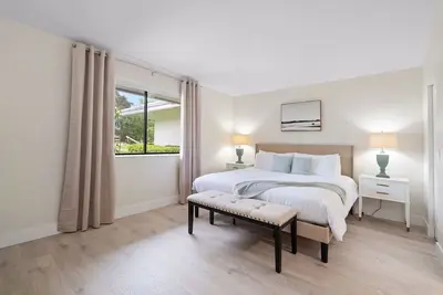 Maison lumineuse et spacieuse récemment rénovée de la Pga