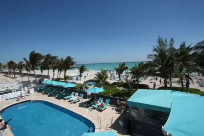 Image de City & Ocean Views. 2 bedrooms 3 bathrooms. Oceanfront Bldg. Sunny Isles Bch, Fl