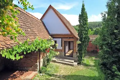 Image de • Casa Lopo • Ferme de vacances à Hirtendorf au pied des Carpates en Roumanie