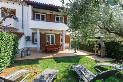 Image de emplacement, calme Enfants bienvenus, jardin avec barbecue, près de la plage