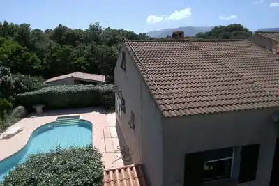 Image de Studio Climatisé 16 m2+ Piscine pour 2 Personnes