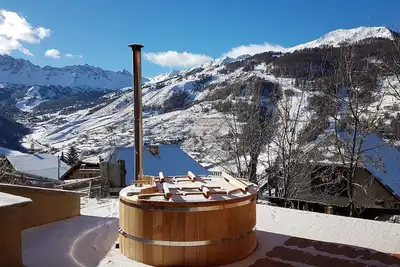Image de L'échappée, un chalet d'exception en face des pistes