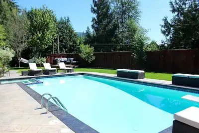 Image de Séjour merveilleux à West Vancouver Guest Suite près de Sea, Ski and City